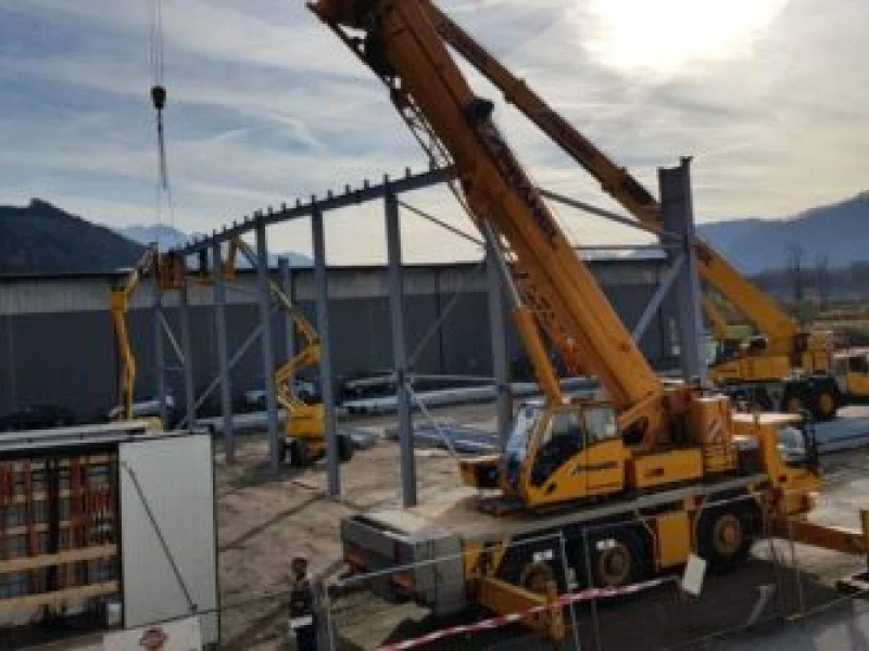 Hallenbau Fortschritt