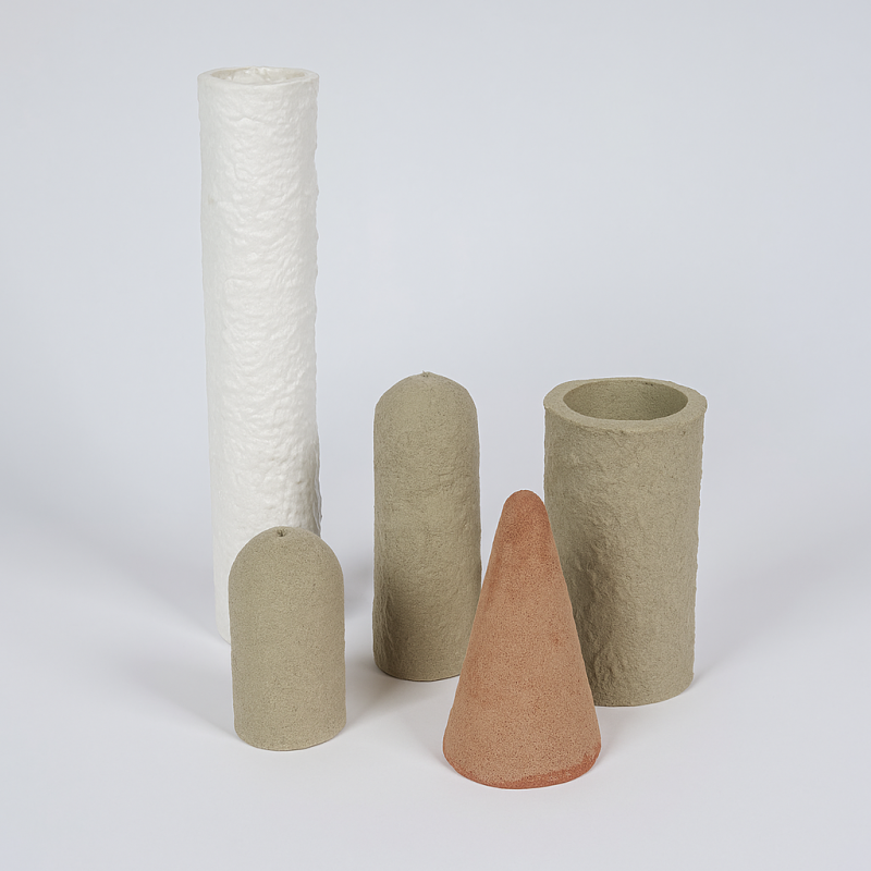 Oval insulating feeders